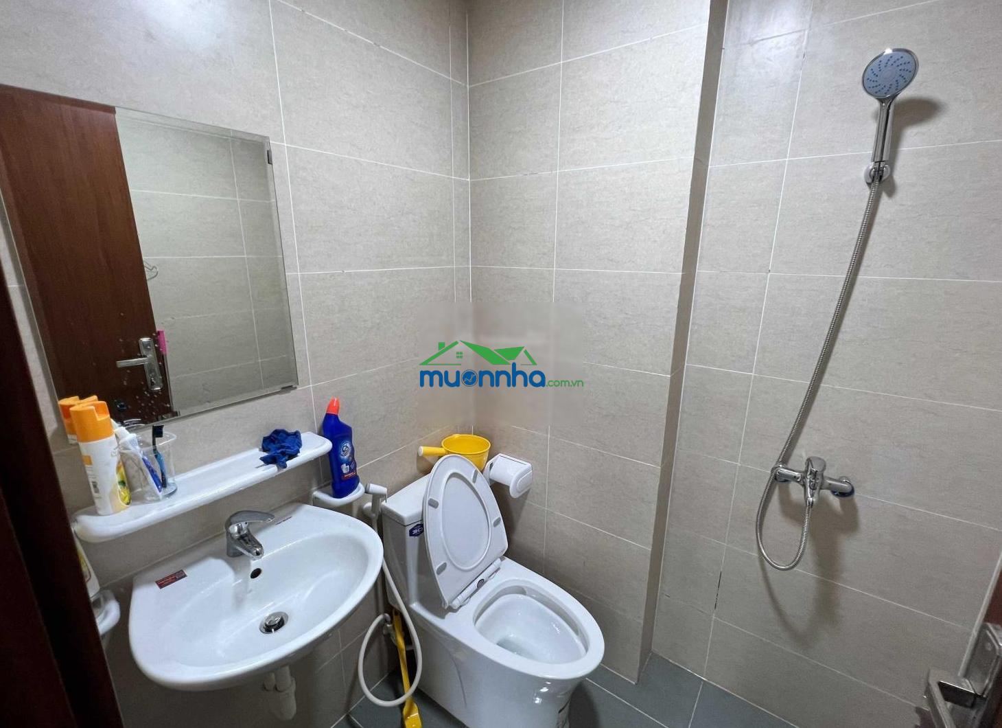 Chính chủ cần cho thuê căn hộ irist tower mới bàn giao 4tr/tháng