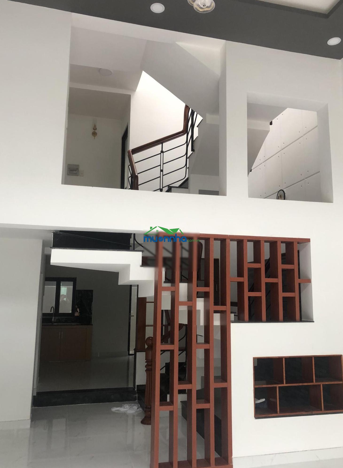 Bán nhà ngay nguyễn văn quá, 5x13m, hẻm thông xe hơi, 3 phòng ngủ - 2