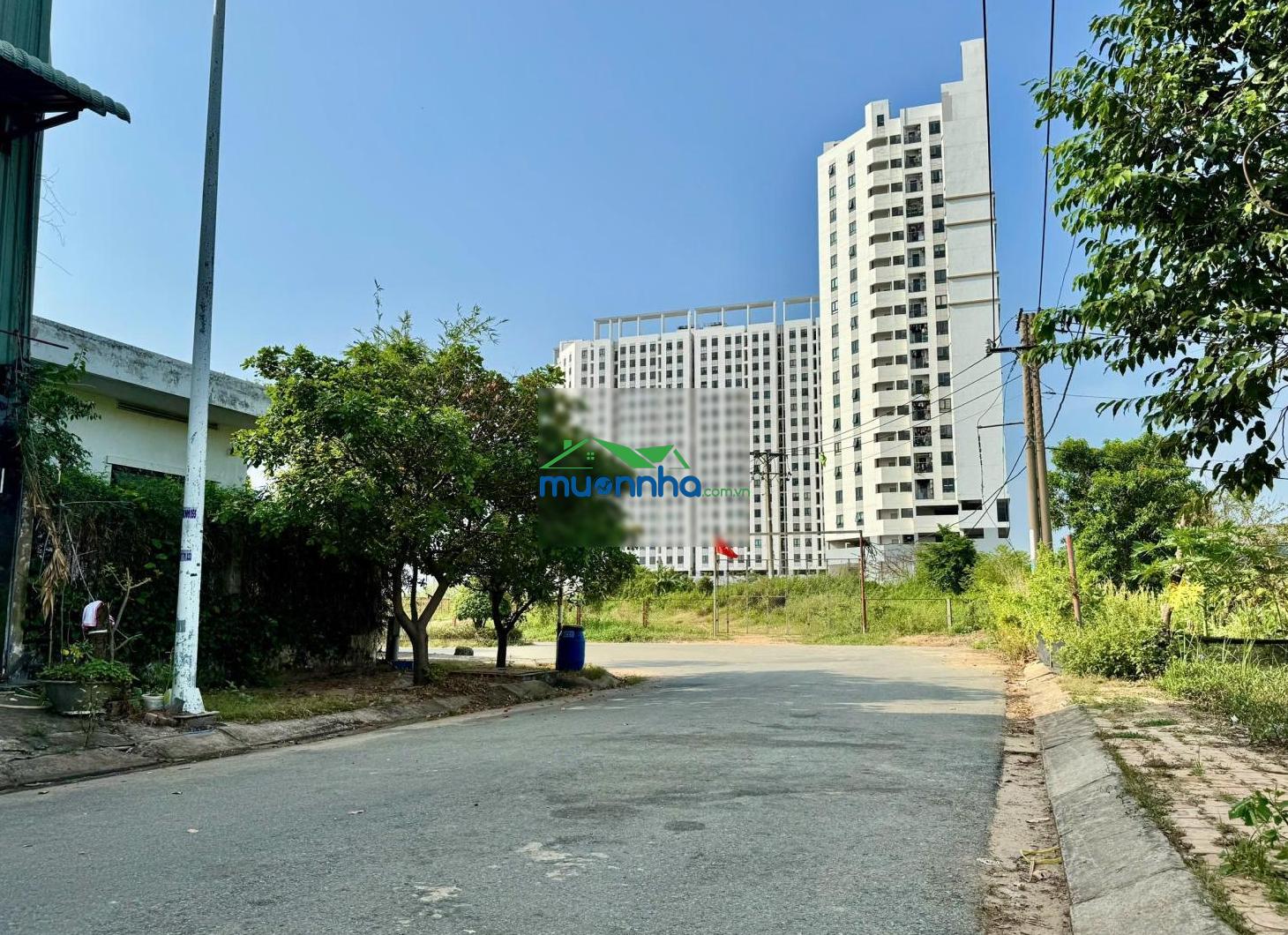 240m² (11 x 23m), góc 2 mt đường 10m - view sông sg, giáp tp. hcm - thông ql 13, chợ đầu mối