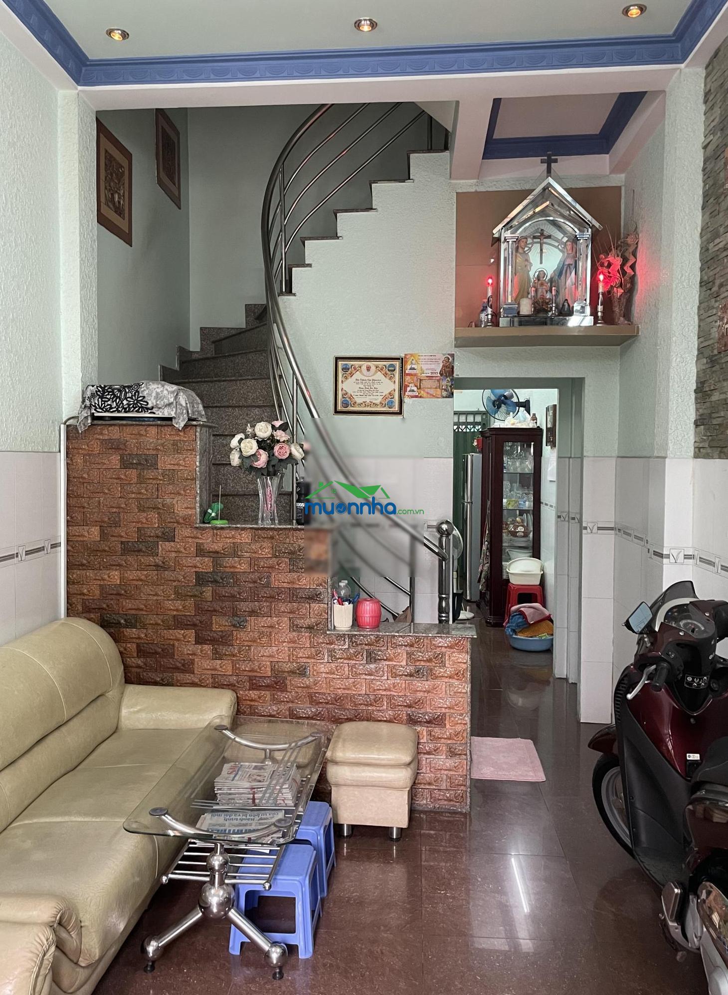 Cần bán nhà mt nội bộ 81 đường 702 hồng bàng quận 11. dt: 39,1m2, dtsd: 132m 2 lầu đúc, 3 tầng - 2