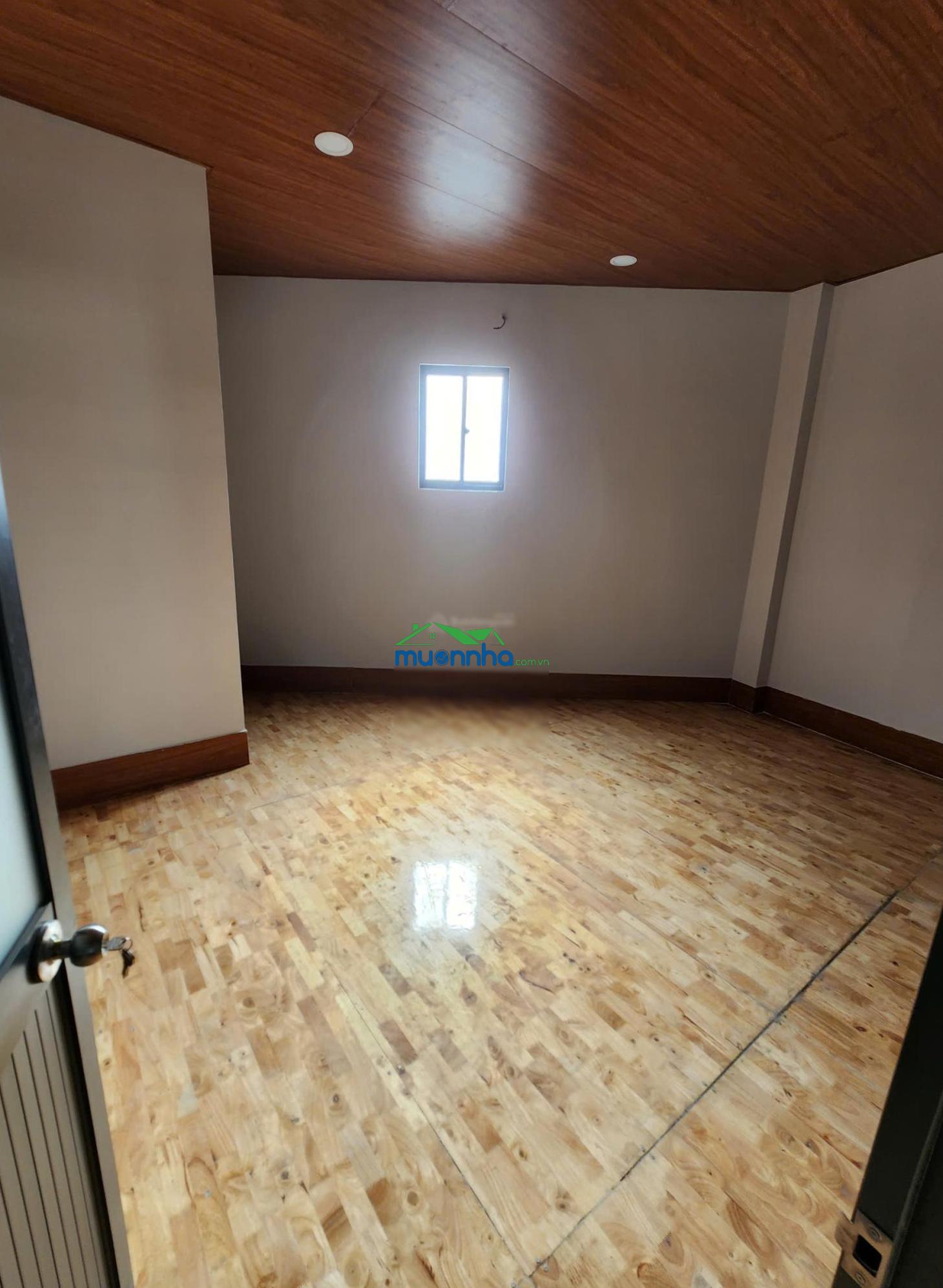 Bán nhà đường nguyễn văn quá, 4m nở hậu 6m dài 22m, hẻm thông