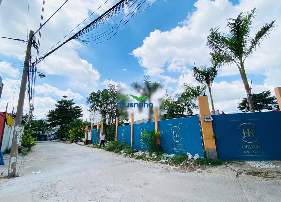 125 tỷ - 23 triệu /m2 - hẻm ô tô / quốc lộ 13 - 23x83m / 5.400m2 - biệt thự (tiện xây dựng mới) - 3