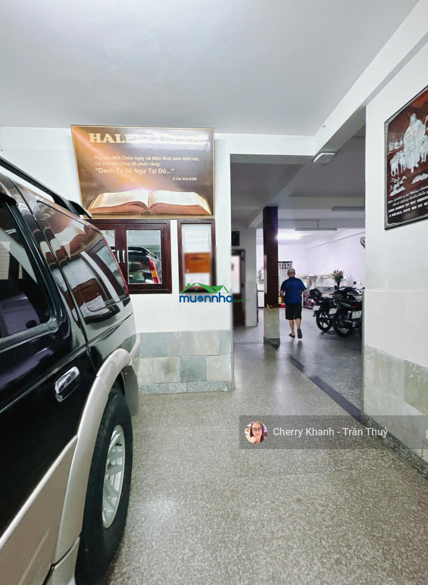 Bán nhà hxh hoàng hoa thám, p. 13, tb 7.5x21m, cn: 143m² nhà 3 lầu giá rẻ 23 tỷ 0941 732 *** cherry