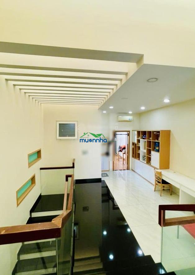 Nhà đẹp 3 tầng ở liền - hxh thông - 5x33m - nguyễn ảnh thủ - 3