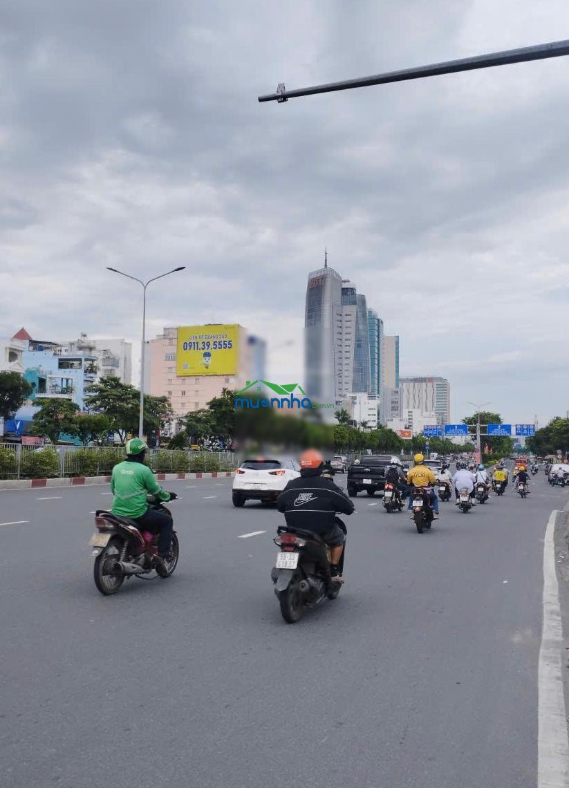 180m,ngang hiếm 9m ngay d2,nguyễn gia trí,bìnhthạnh.sau lưng hutech.34xt(tl).hẻm như mặt tiền,kdvip - 4