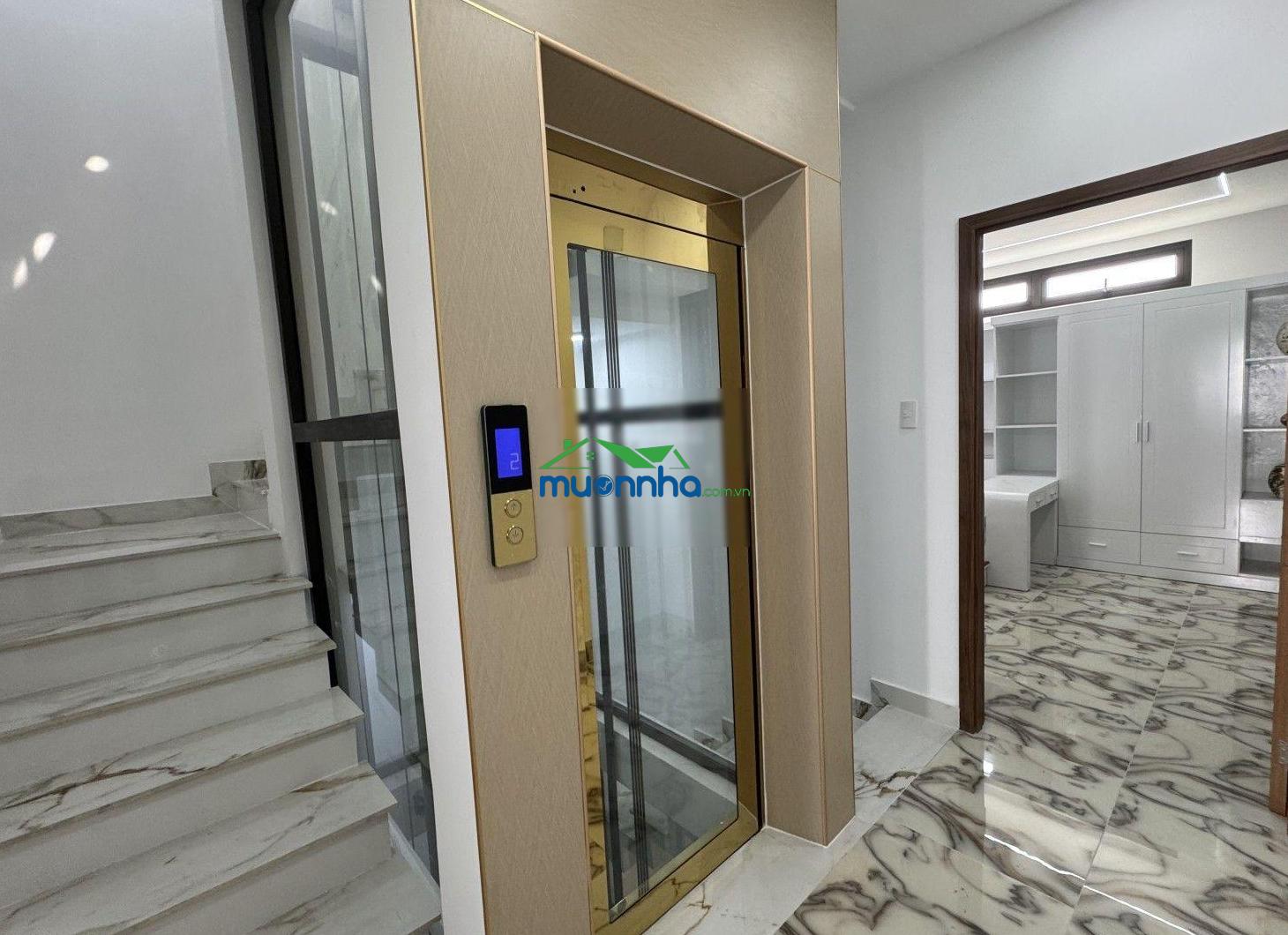 Nhà mới đẹp, 5 tầng (4.5x18), thang máy xịn, giá tốt. ô tô. - 2