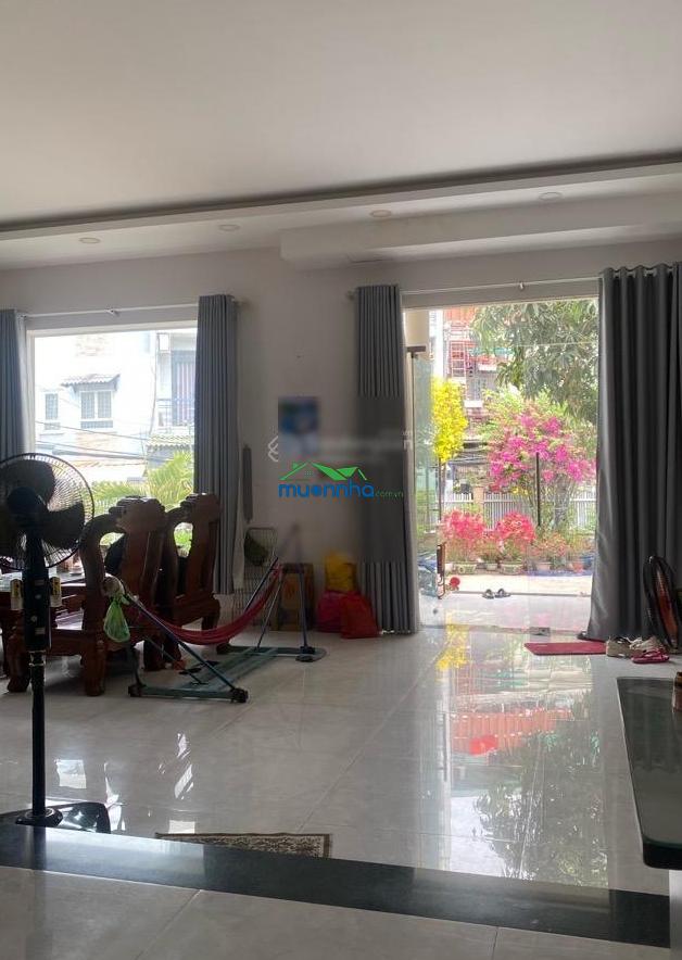 Quận 7 - biệt thự sân vườn - 322m2 - ngang 12m x 30m - 4pn - sân đậu 10 oto - chỉ 16 tỉ 250