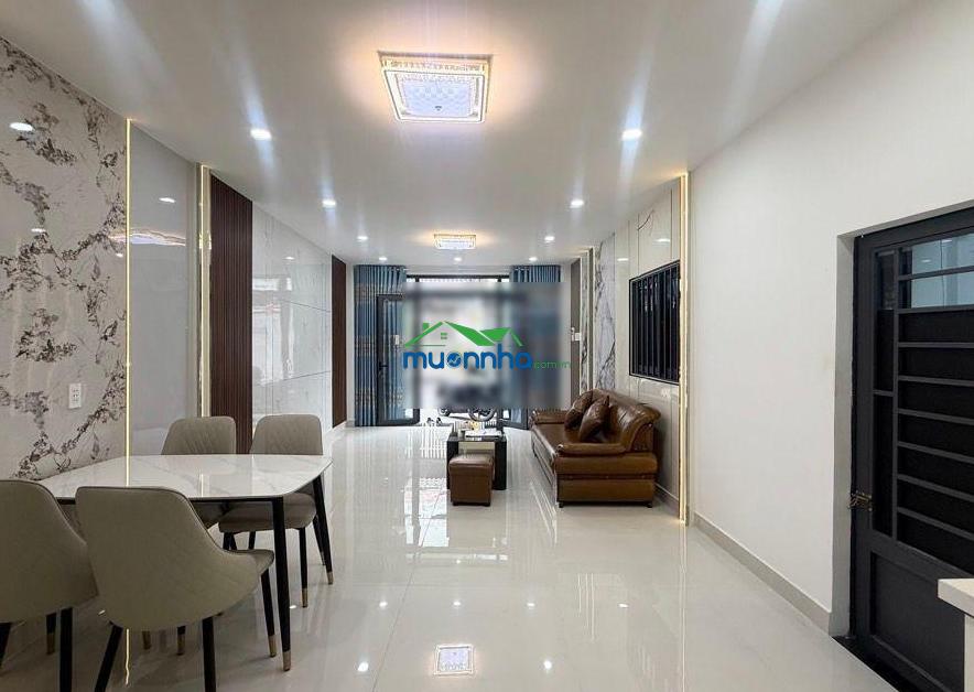 Bán nhà phố mt hẻm 8m - giáp quận 1 - 40m² - full nội thất - 8,x tỷ tl - 2