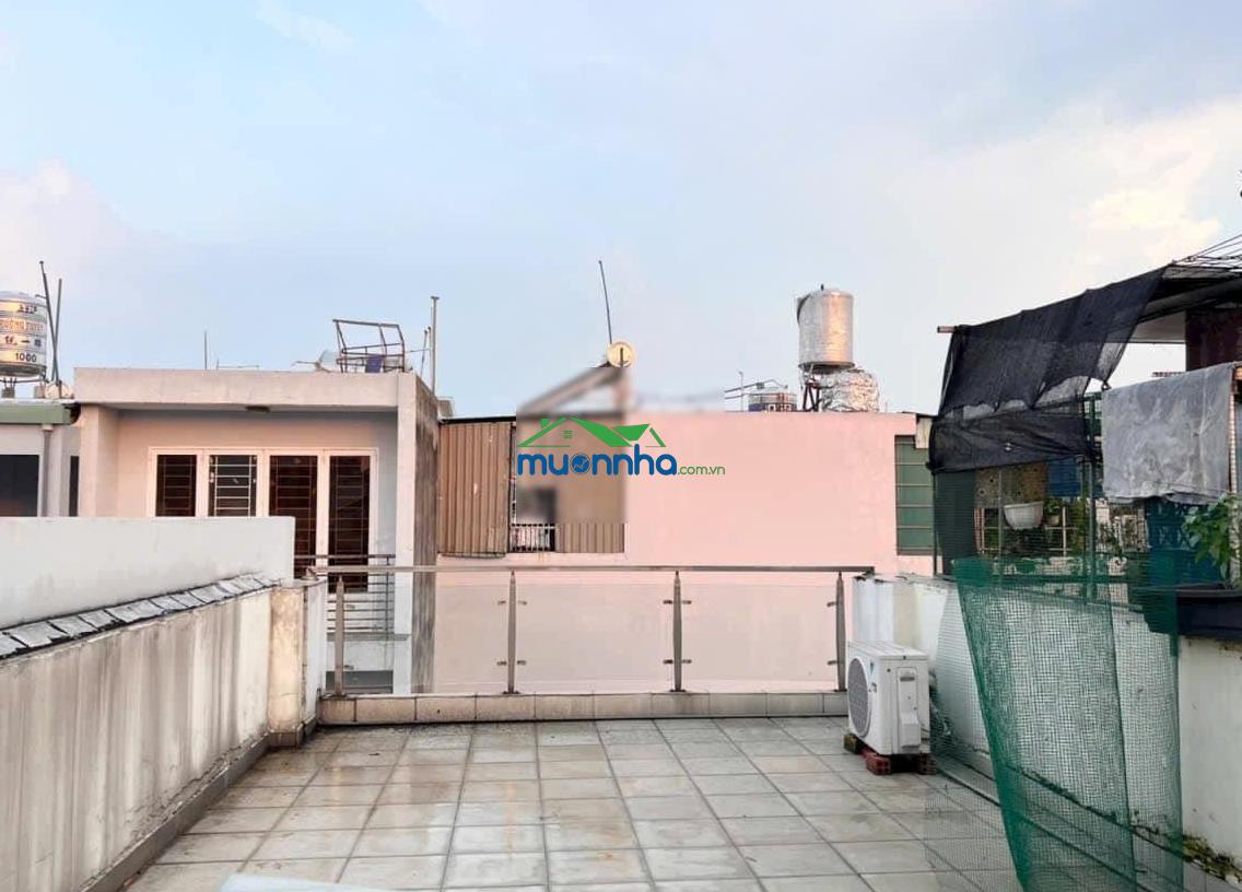Ngay đh tài chính marketing - nhà 62m2/4,340 tỷ nằm trên đường số 385 sổ hồng chính chủ. thuê 14tr - 2