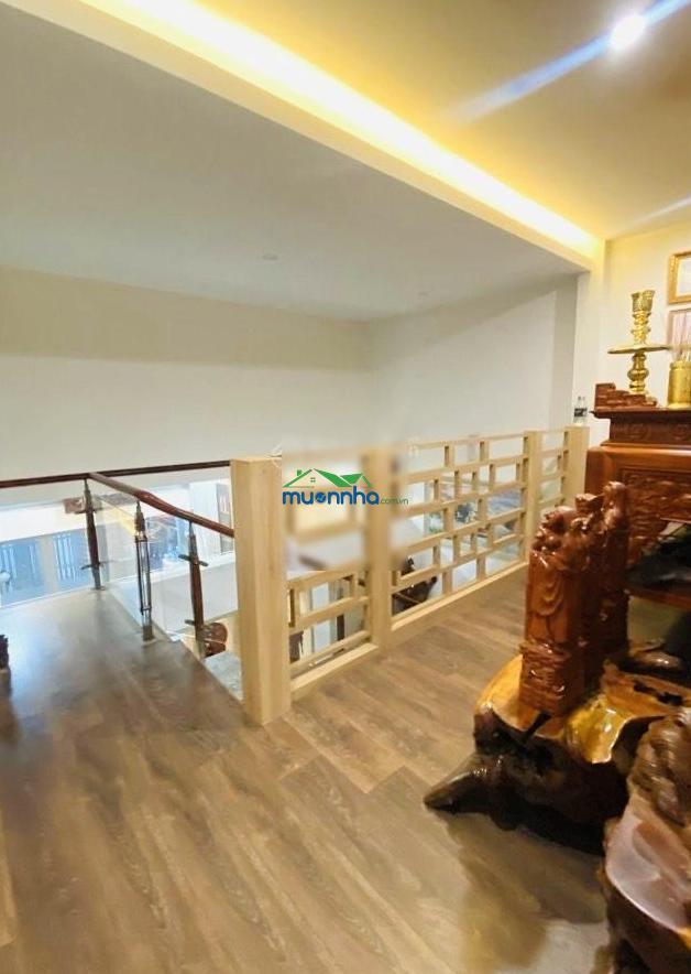 Phạm văn bạch tân bình - ô tô đỗ cửa - nhà 2 tầng cực đẹp - dt 5m x 21m - hẻm thông nhiều hướng - 4
