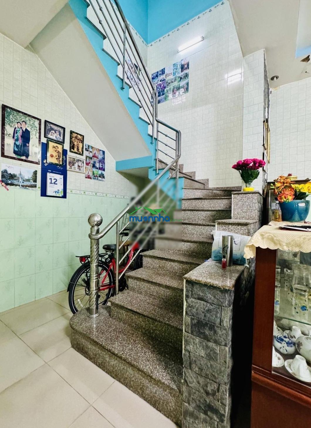 Nhà hxh lê trọng tấn, dt 94m2 (4.5x21m) gần đh công thương, 2 tầng, tiện sửa xây mới. chỉ 7.9 tỷ - 2