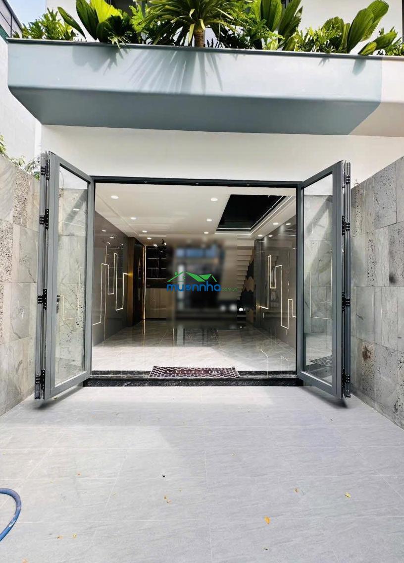 Nhà 5 tầng 250m² sàn sd full nội thất cao cấp, ngay ngã tư tô ngọc vân, chợ thủ đức