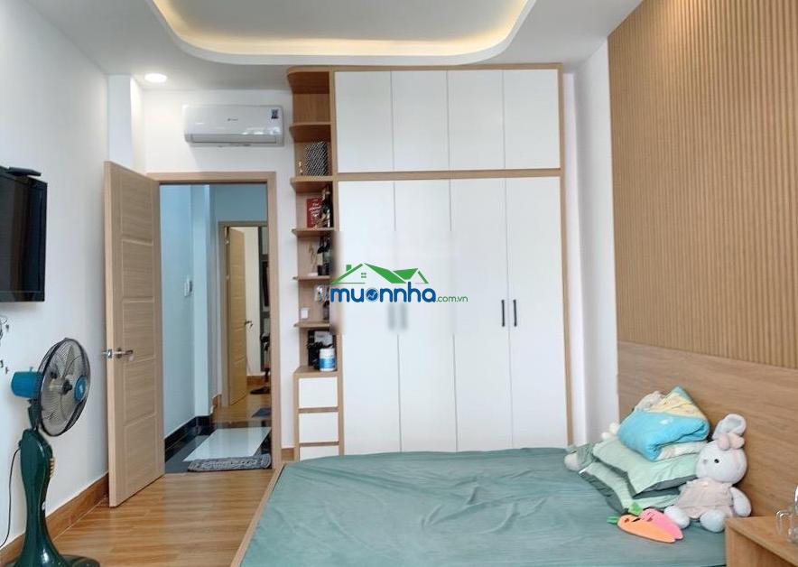 Bán nhà chủ xây ở hxh thống nhất, 45m2, 3 tầng btct, sổ vuông, ko lộ giới, sát mặt tiền, giá 7 tỷ