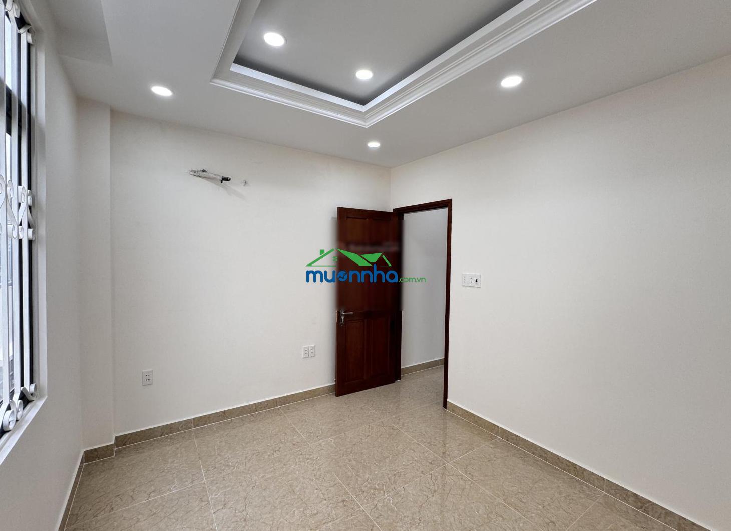 Bán nhà quốc lộ 13 - thủ đức. gần vạn phúc city, sổ hồng hoàn công, đường xe tải