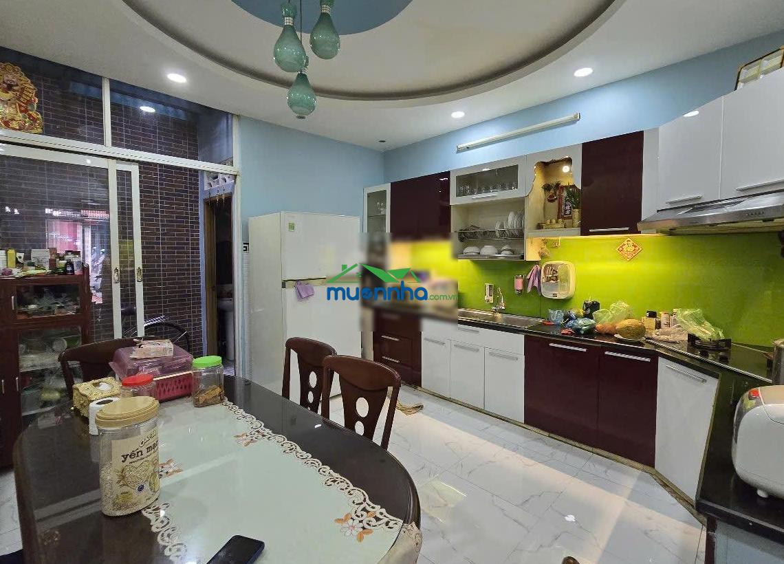 Xe hơi ngũ trong nhà-(75m2)âu dương lân-cách mặt tiền chĩ 20m-4m5 x 17m5-nhà 2 lầu-sổ a4-nhỉnh 9tỷ