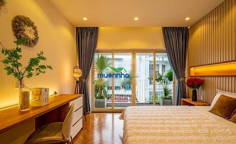 Biệt thự, villa, hẻm xe hơi rộng 15m, quận 5, ngang tới 7.6m, 4 tầng, thang máy, nhà cực kỳ đẹp