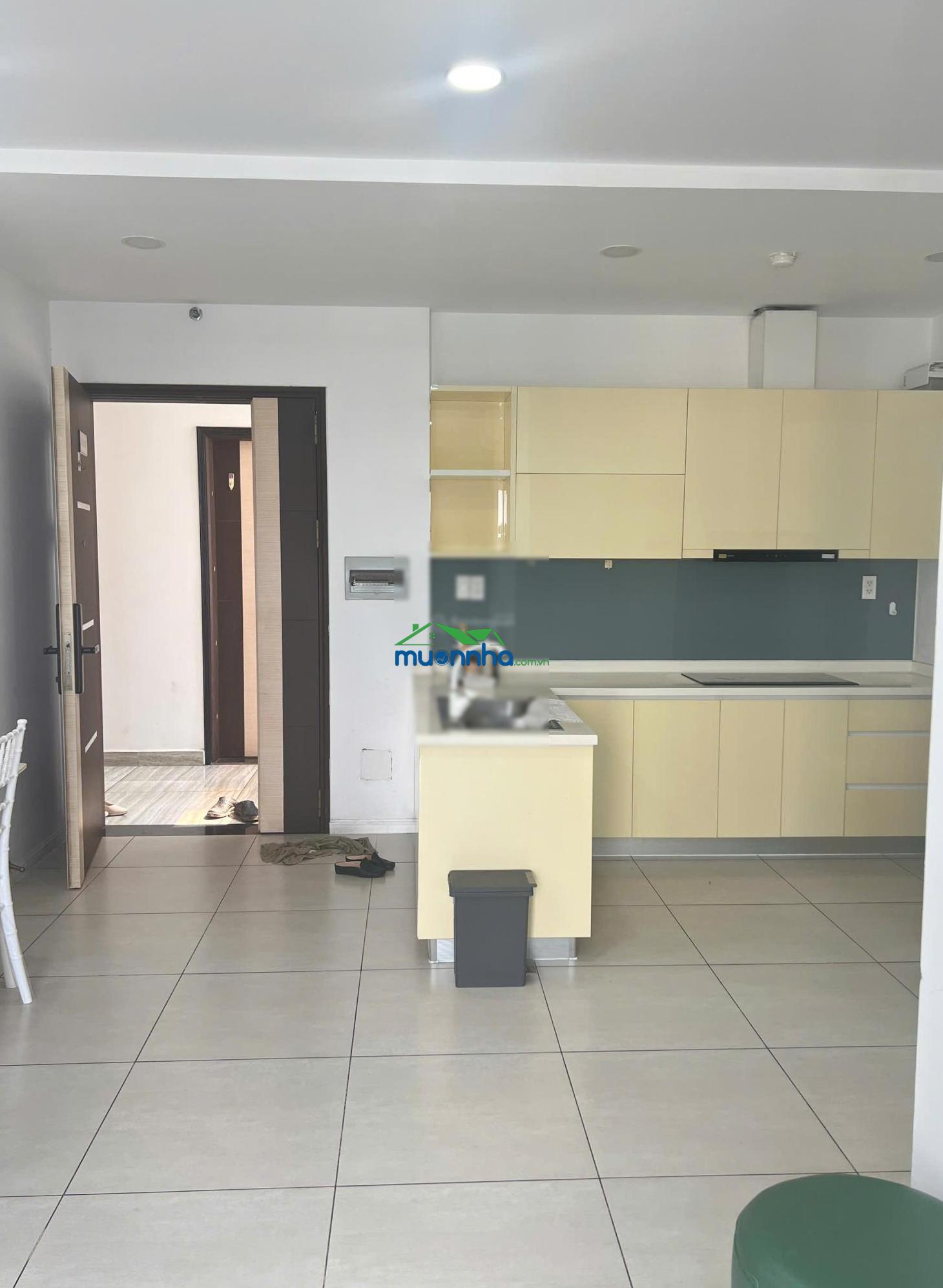 Cho thuê căn hộ xi grand court, 2pn, 2wc, căn góc, full nội thất, giá 16.5 tr/th còn tl, 0908 435 ***
