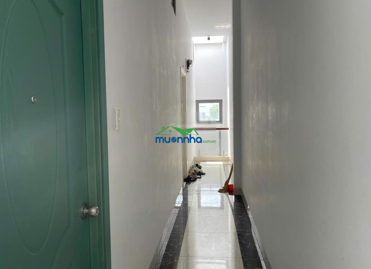 Bán nhà 1 trệt 2 lầu 8pn hẻm ô tô 210 man thiện gần chợ đêm chỉ 8,5 tỷ, đang cho thuê 21 tr/th