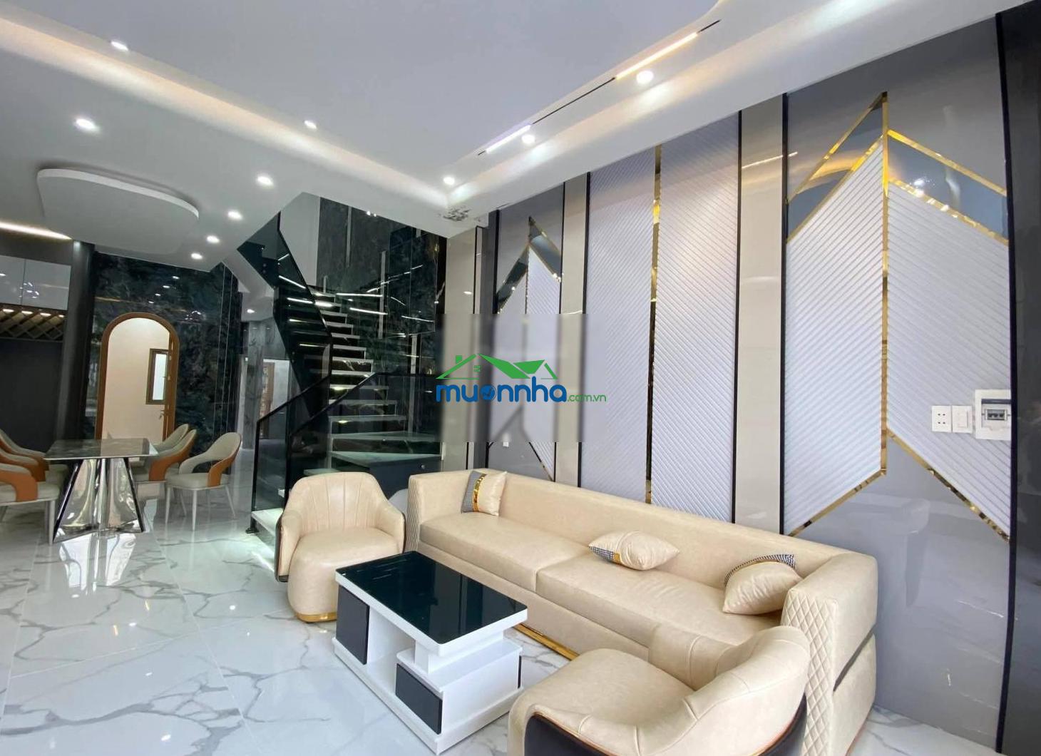Nhà 4 tầng 4 phòng ngủ ô tô đậu cửa phường trường thọ thuận tiện di chuyển mọi hướng