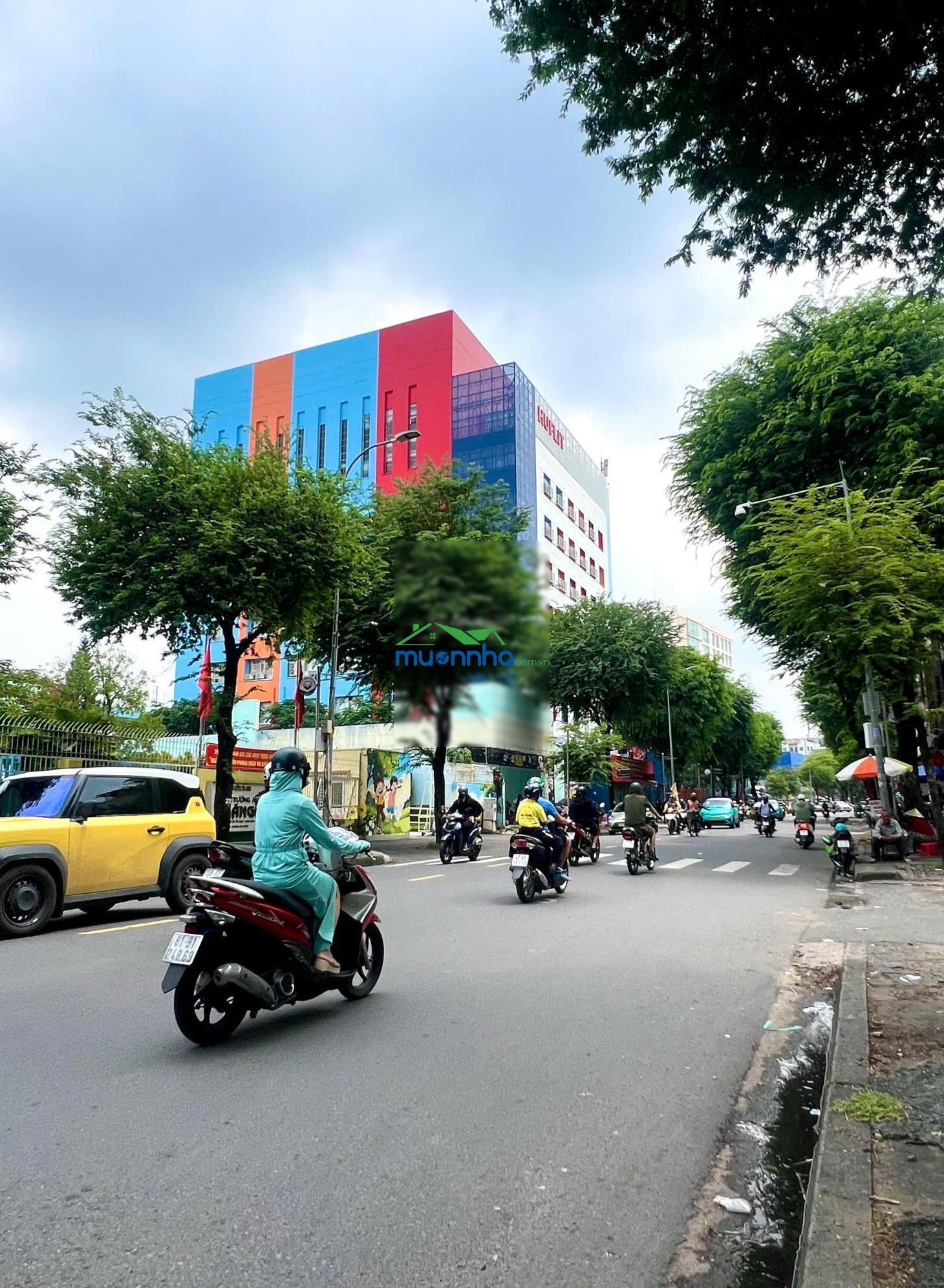 Bán nhà khu cao cấp dt: (7.8x19.7m) ngay vạn hạnh mall, quận 10, giá: 35 tỷ - 4