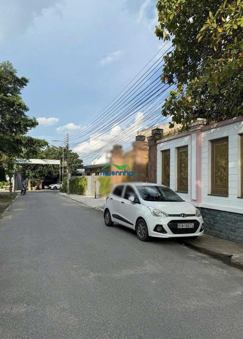 Bán đất gần chợ, bệnh viện 512 giường. khu dân trí cao, phát triển, đông đúc, dt: 5x25m tc 75m2