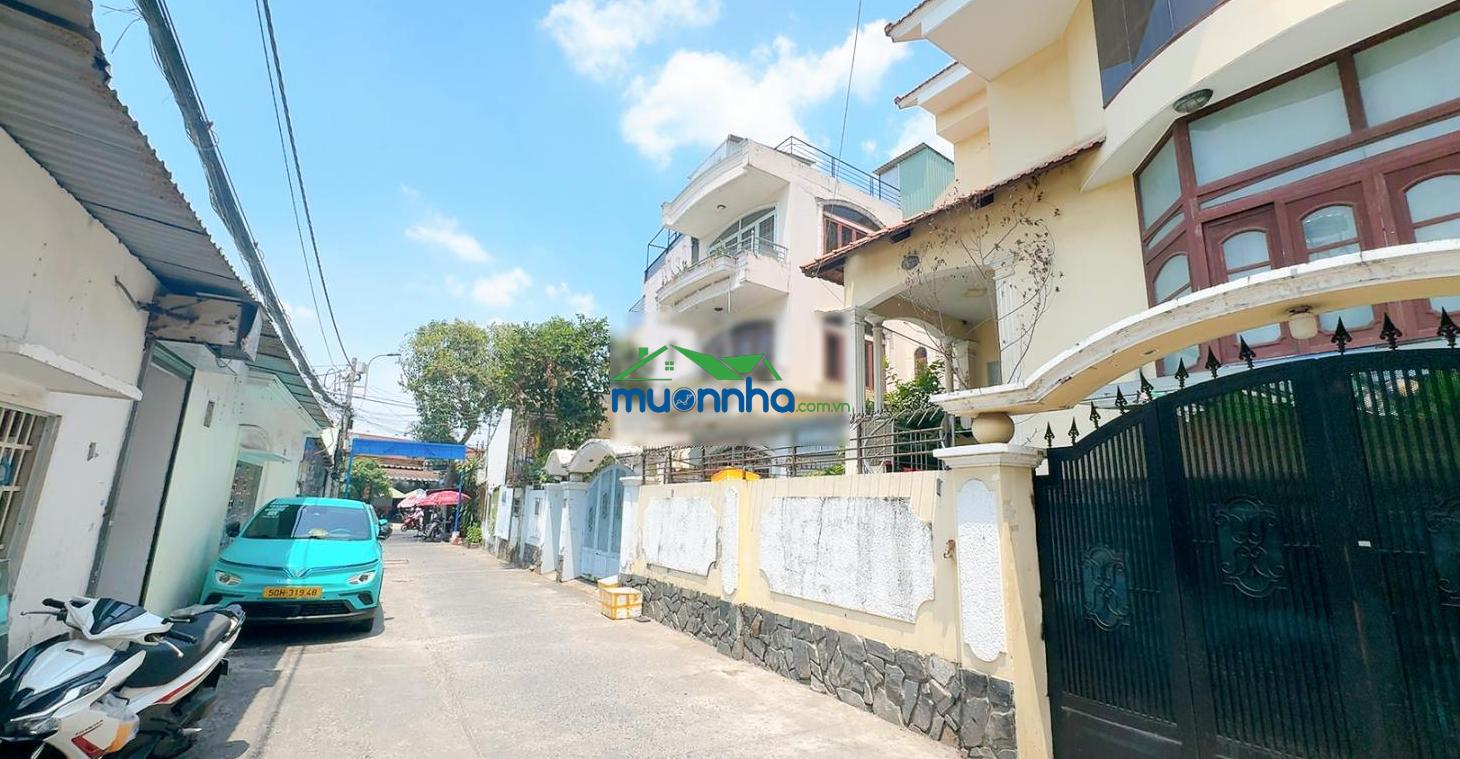 Hẻm 8m tân kỳ tân quý đối diện aeon mall tân phú, cách mặt tiền chỉ 2 căn. dt 12x20m, hầm trệt 2lầu