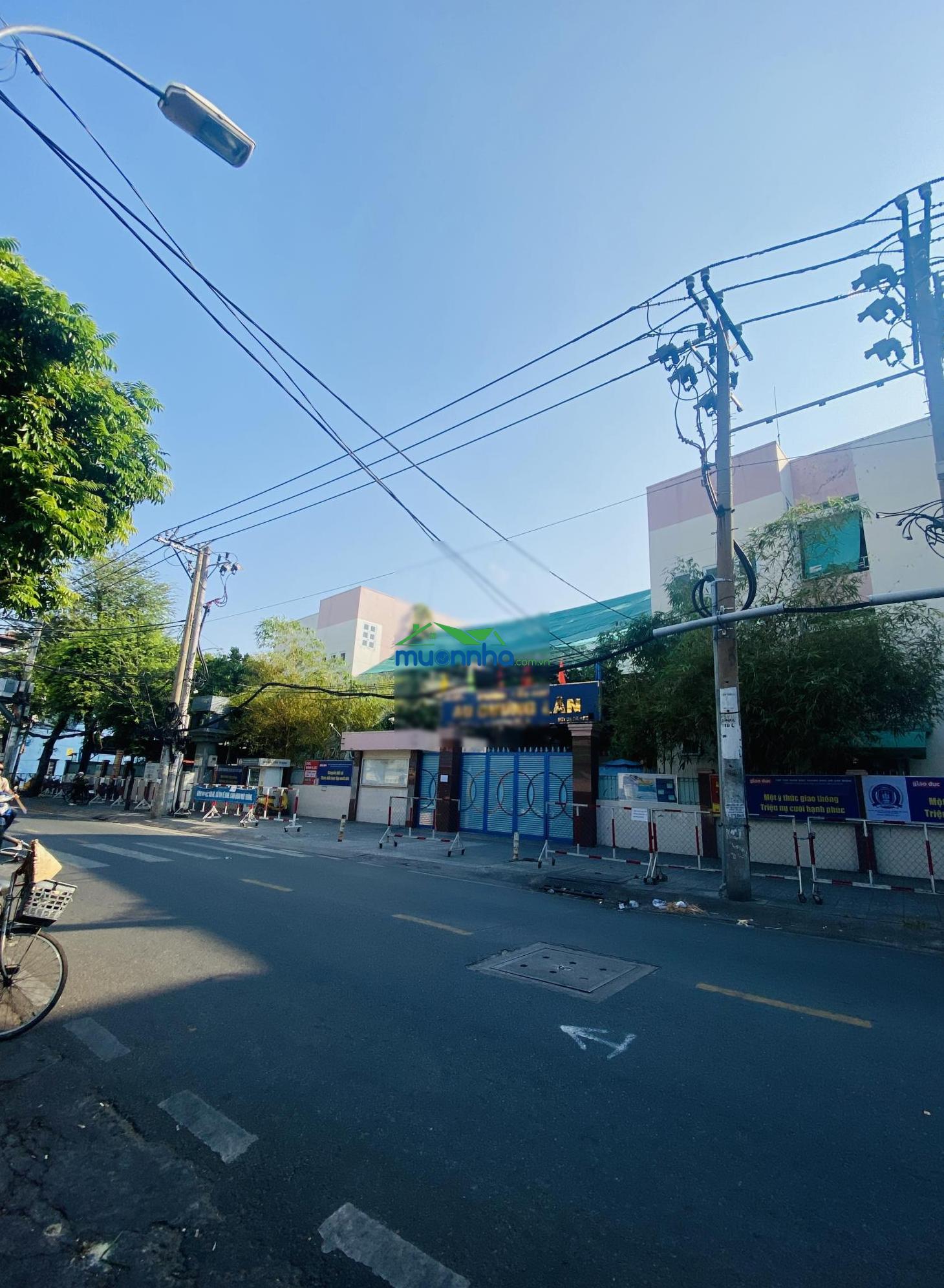 Bán nhà đường 8m, âu dương lân, quận 8, 3 tầng, 70m2, chỉ hơn 9 tỷ