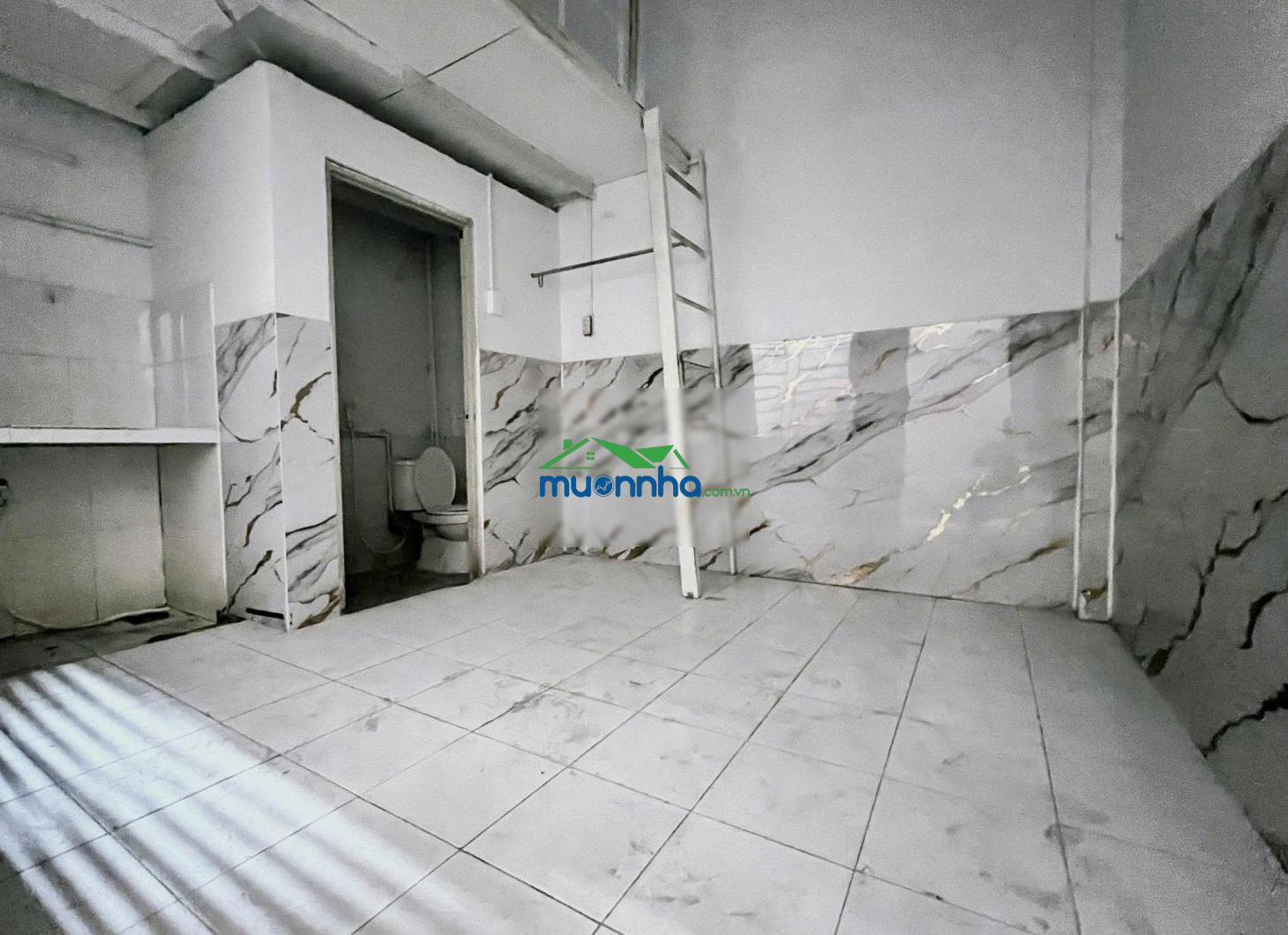 Thanh lý nhà 93m2 vuông vức - cách mt tây thạnh chỉ 1 bước chân
