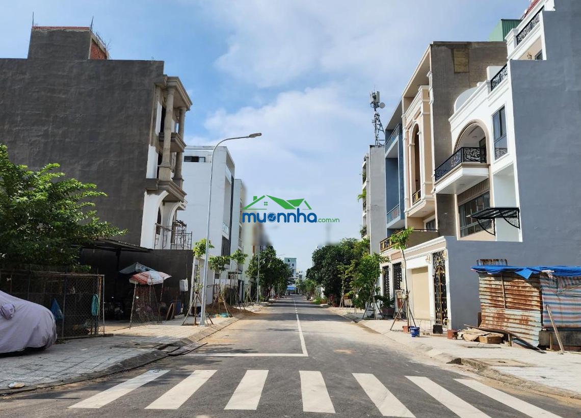 Nhà dt: 7x17m 1 trệt 4 lầu - có 12 phòng chdv cho thuê 45tr - sổ hồng chính chủ - 2