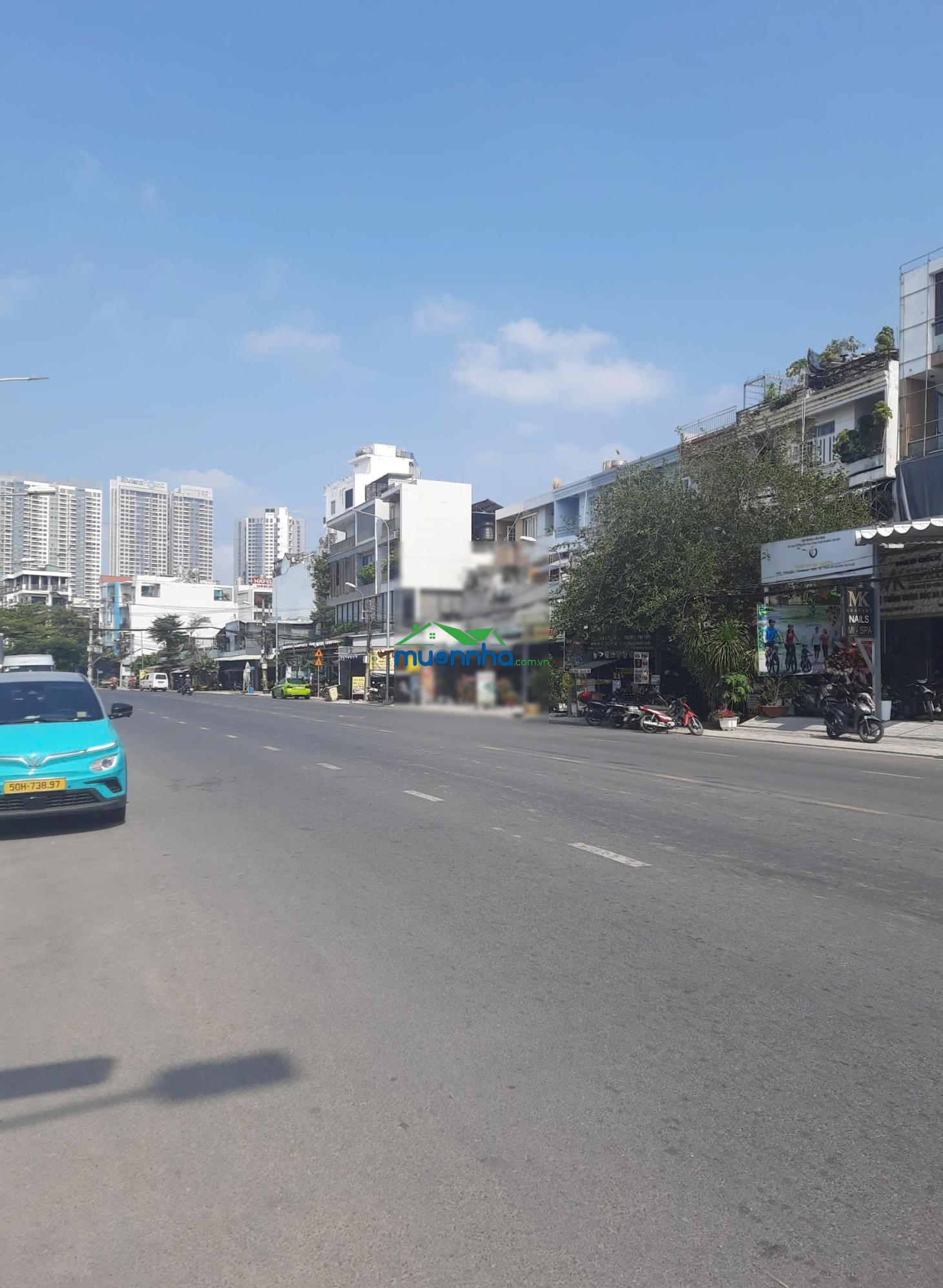 Biệt thự 250m2, 3 lầu, chỉ 16,9 tỷ, đường phú thuận, p. phú thuận, q7 - 3