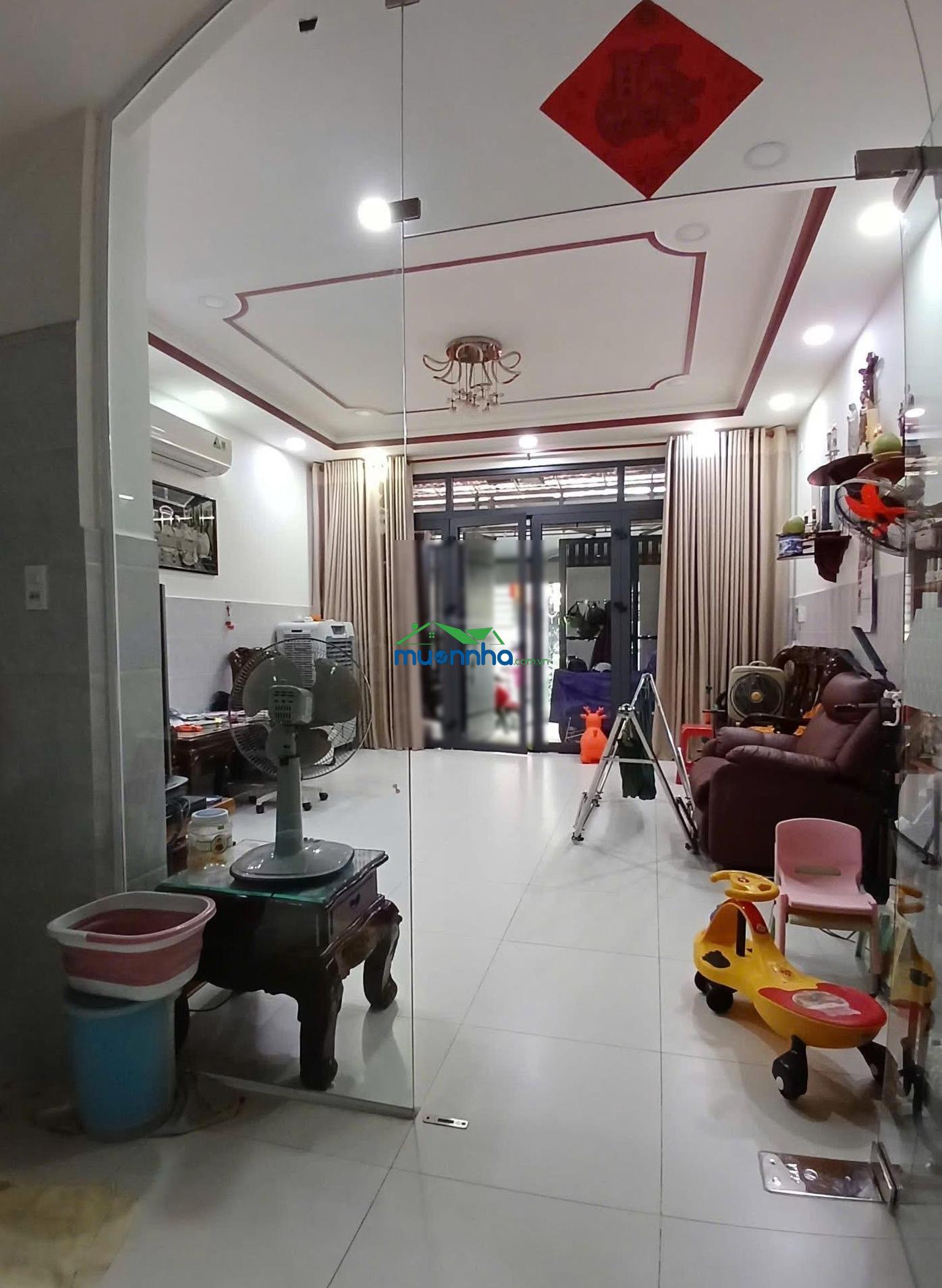 Bán nhà hẻm 4m gò dầu, 5x17m, 2 lầu, sân thượng, nhà vào ở liền, giá 7.8 tỷ