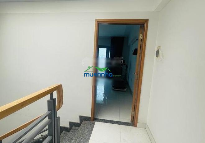 Bán nhà đường cách mạng tháng 8 q3-hxh sát mặt tiền bên tuyến metro - 48m2 - 2tầng btct- giá 8,6 tỷ