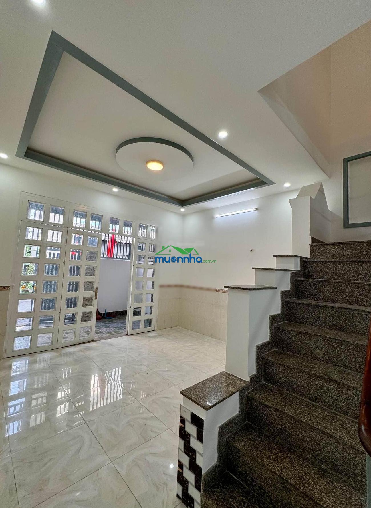 Bán nhà mới hẻm xe hơi sẵn sách valy vào ở