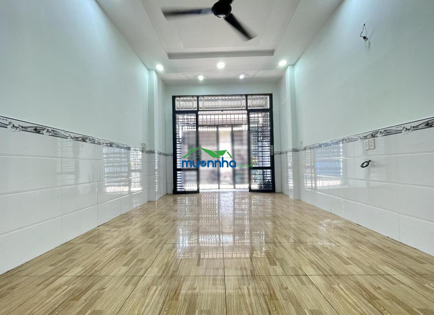 Kẹt tiền bán gấp nhà(shr) 1 xẹc ngắn thạnh xuân 31 ngay uỷ ban thạnh xuân, 51,3m2, đường 5m thông