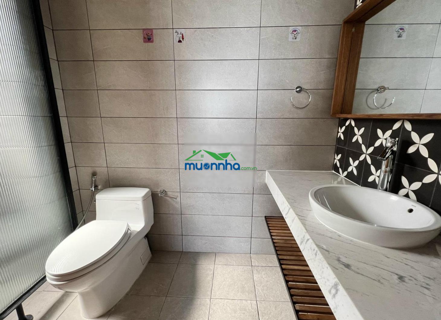 Cho thuê nhanh ch cao cấp happyvalley pmh ,q7, nhà đẹp,full nội thất. lh 0918 785 *** mr hạnh