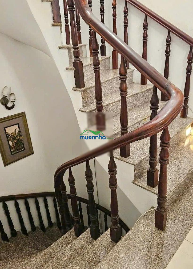 Nhà hẻm 12 nguyễn chế nghĩa p13 - q8 - 4