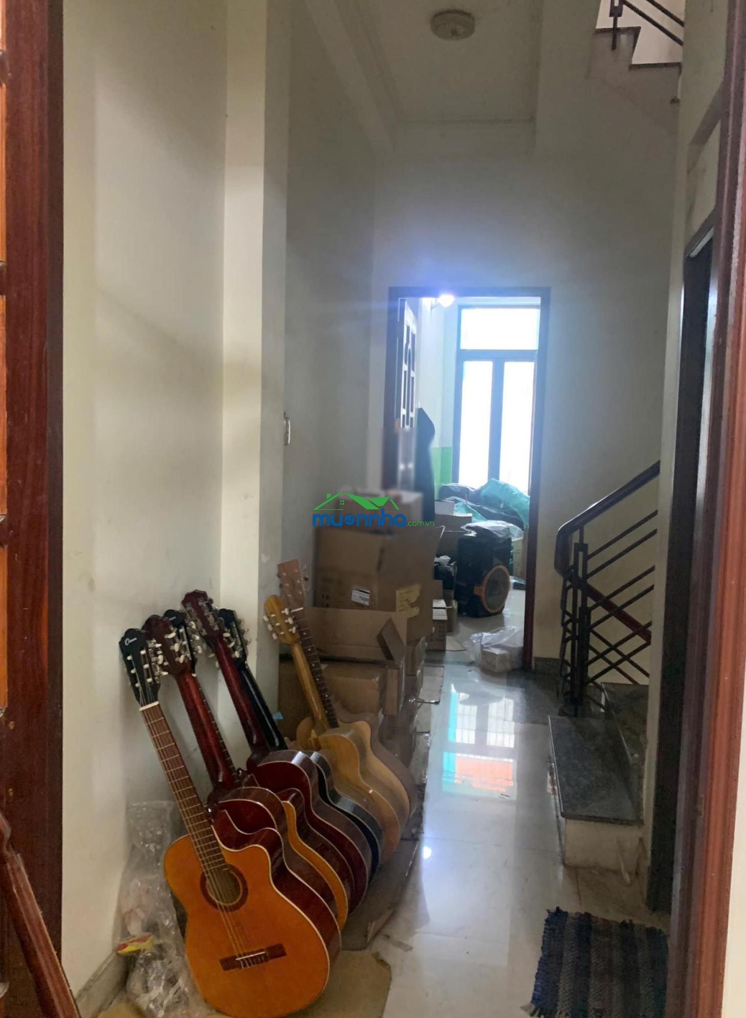 Bán nhà 2 lầu, đúc cứng, dt 4x20m, đủ lg hẻm 4m đường nguyễn suý_p.tân sơn nhì, giá: 7.95 tỷ tl ít
