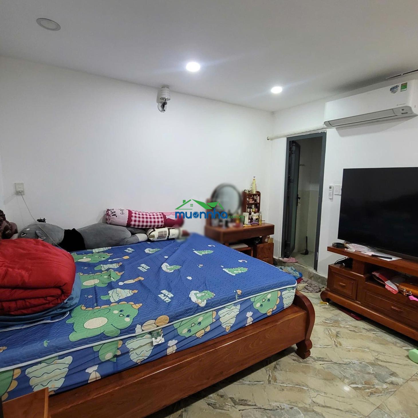 Bán nhà hẻm xe hơi tránh, trung tâm hiệp thành, vào ở luôn, giá cực tốt 90tr/m2