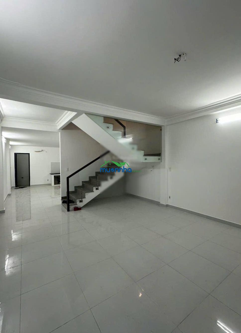 Nhà riêng gần 200m², ngang 5 dài 16m. bán gấp 10,5 tỷ - đã giảm 2 tỷ