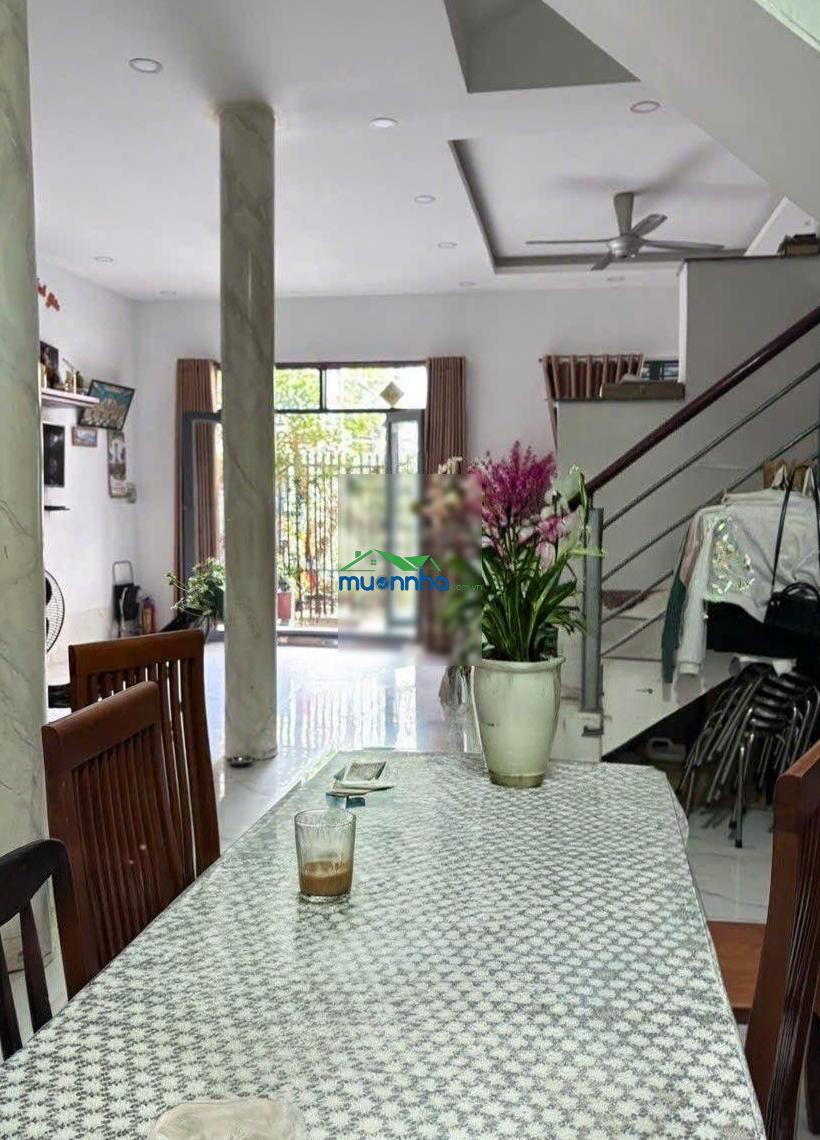 Bán siêu phẩm đẹp lung linh. nhà kết cấu 4 tầng lầu hxh diện tích cực khủng, hàng hiếm.