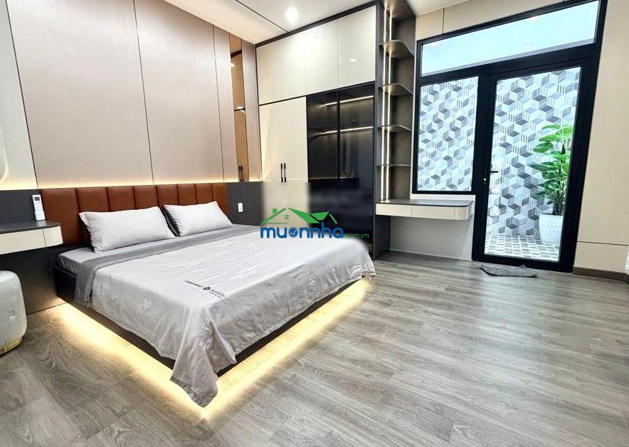 Nhà hiếm bán ngay emart phan văn trị- sổ phân lô hẻm 7m-60m²-3 tầng sân thượng chỉ 11.1 tỷ