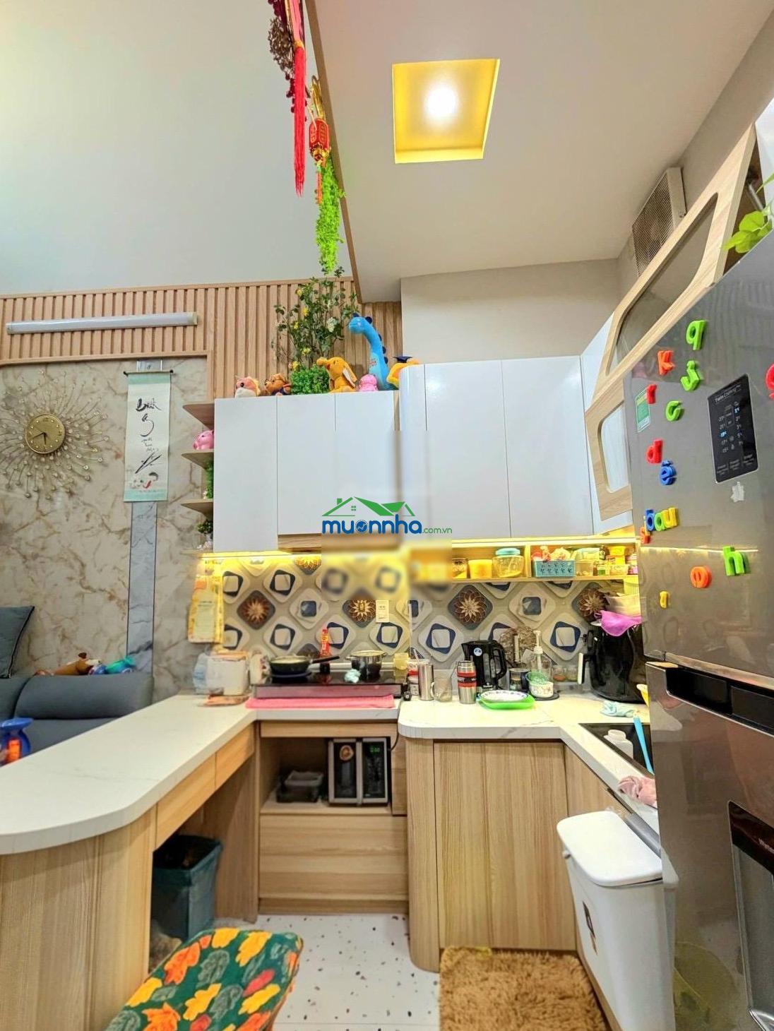 Nhà đẹp ở ngay cho vợ chồng trẻ | gần ngã 5 gò vấp | tặng lại nội thất | 37m2 2 tầng 2pn chỉ 3.94tỷ - 3