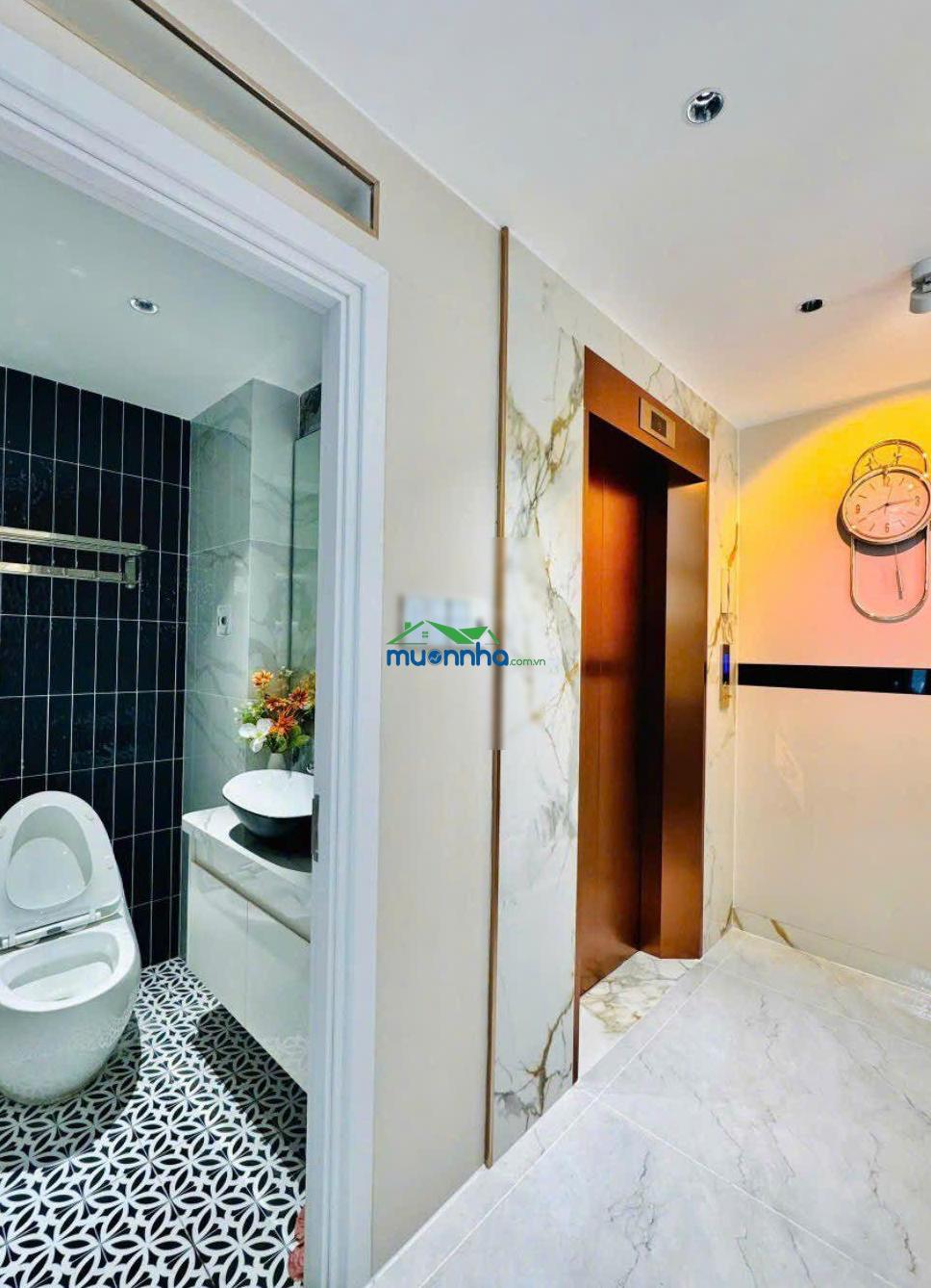 Bán siêu phẩm mới đẹp lung linh. mới 100% 5 tầng lầu. có thang máy.hxh. đường số 5 .gò vấp