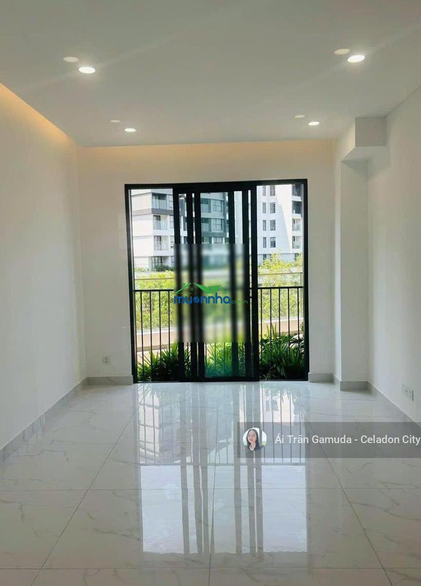 2pn trệt alnata plus ngay hồ hơi tiện di chuyển. kèm ô xe 17tr. 88m2 rộng thoáng, mát mẻ