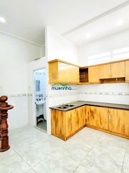 Bán nhà quận 10 ngang 7,5m 2 mặt hẻm dòng tiền 16tr sát 3 tháng 2 cạnh hà đô nhỉnh 6 tỷ hiếm - 2