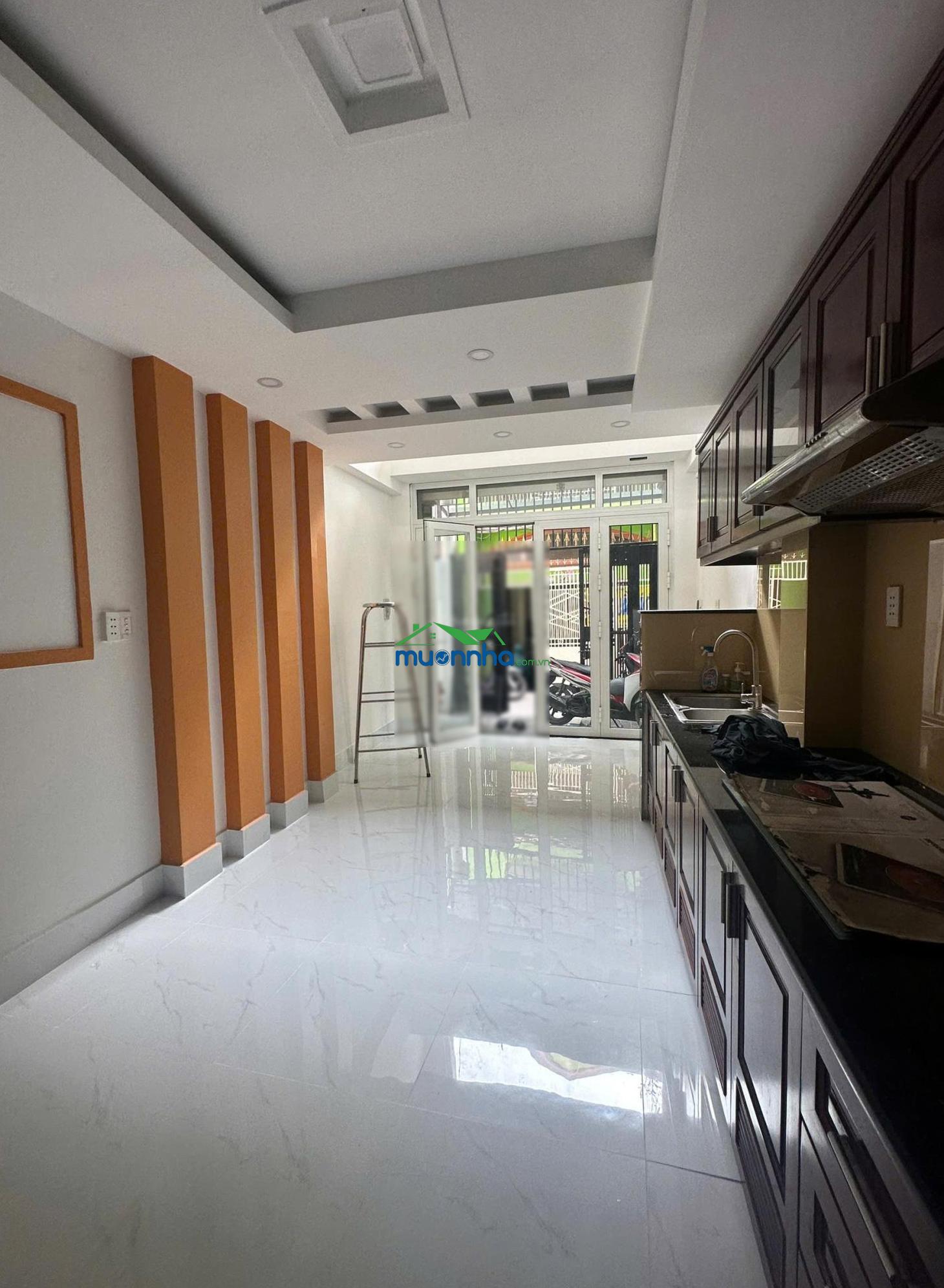 Bán nhà 5 tấm hẻm xe hơi đường hậu giang p. phú lâm