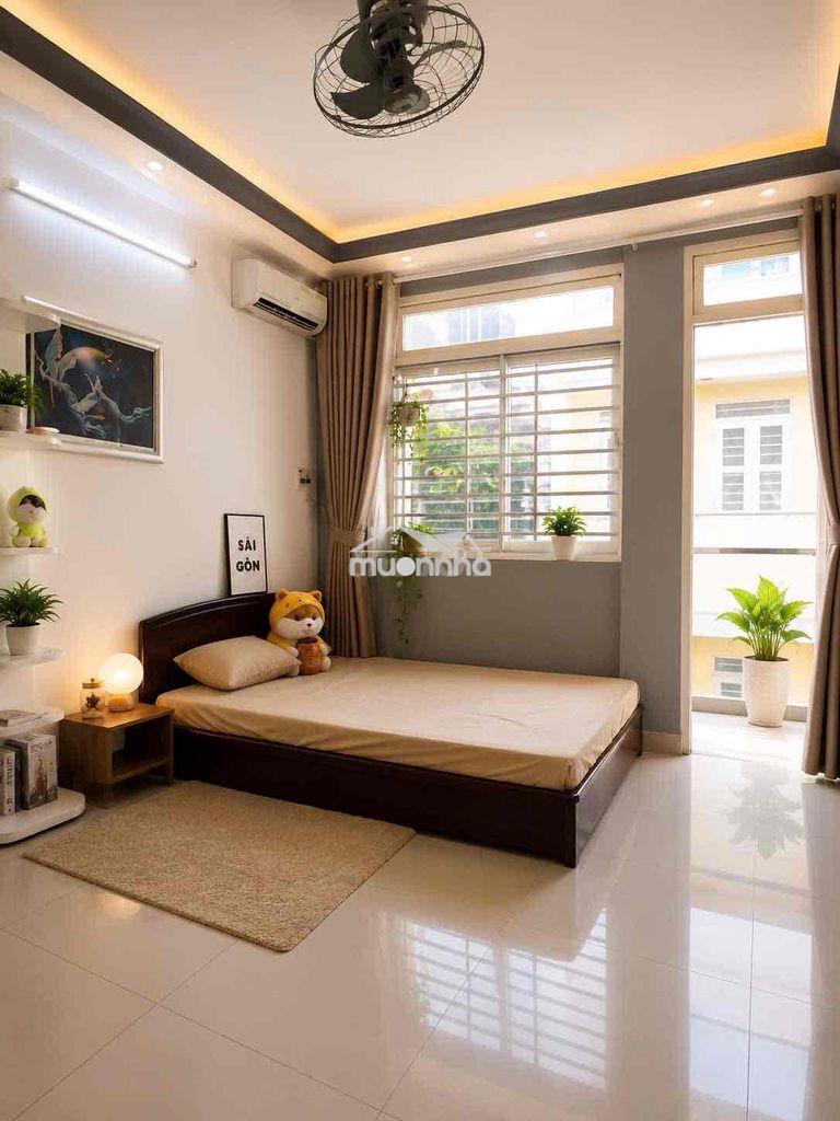 Cho thuê 1 pn ban công ngay nguyễn thiện thuật quận 3 chợ bàn cờ
