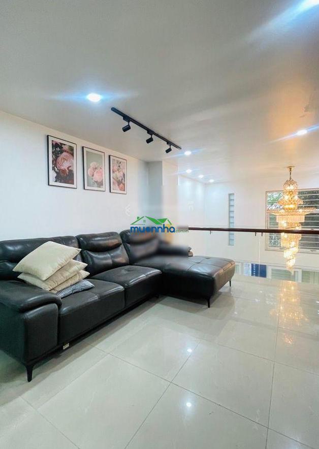 Bán nhà đường cmt8 quận 10 bên tuyến metro-hxh thẳng một trục-dt54m2(4,2x14)-4tầng-4pn -giá 10,28tỷ - 3