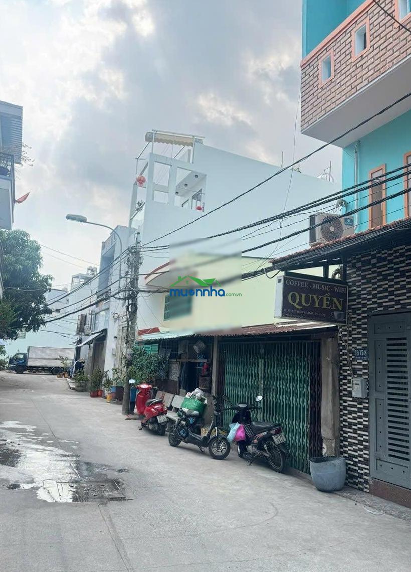 Bán nhà hai mặt tiền hẻm xe tải đường lý đạo thành