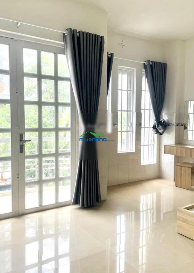 Vip nhà thờ xóm chiếu quận 4, ngang 5,3m, dt 92 m2, giá nhỉnh 10,x tỷ